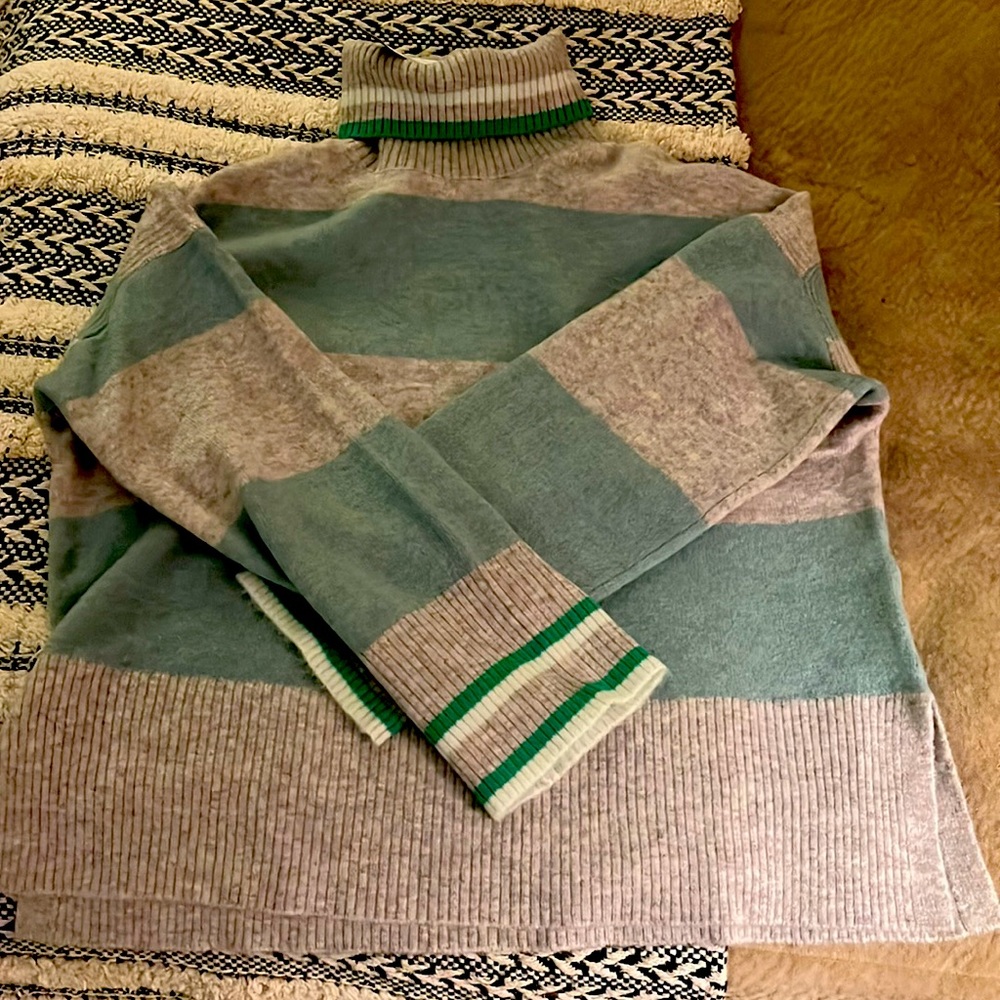 BNWT J.Crew striped turtleneck sweater.  Blue/green.  Size M.